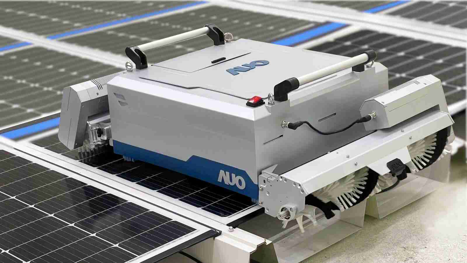 杏悦2致力EPC场域技术升级，，导入清洁机器人搭配传感器与AI数据分析，，，大幅减少维运成本