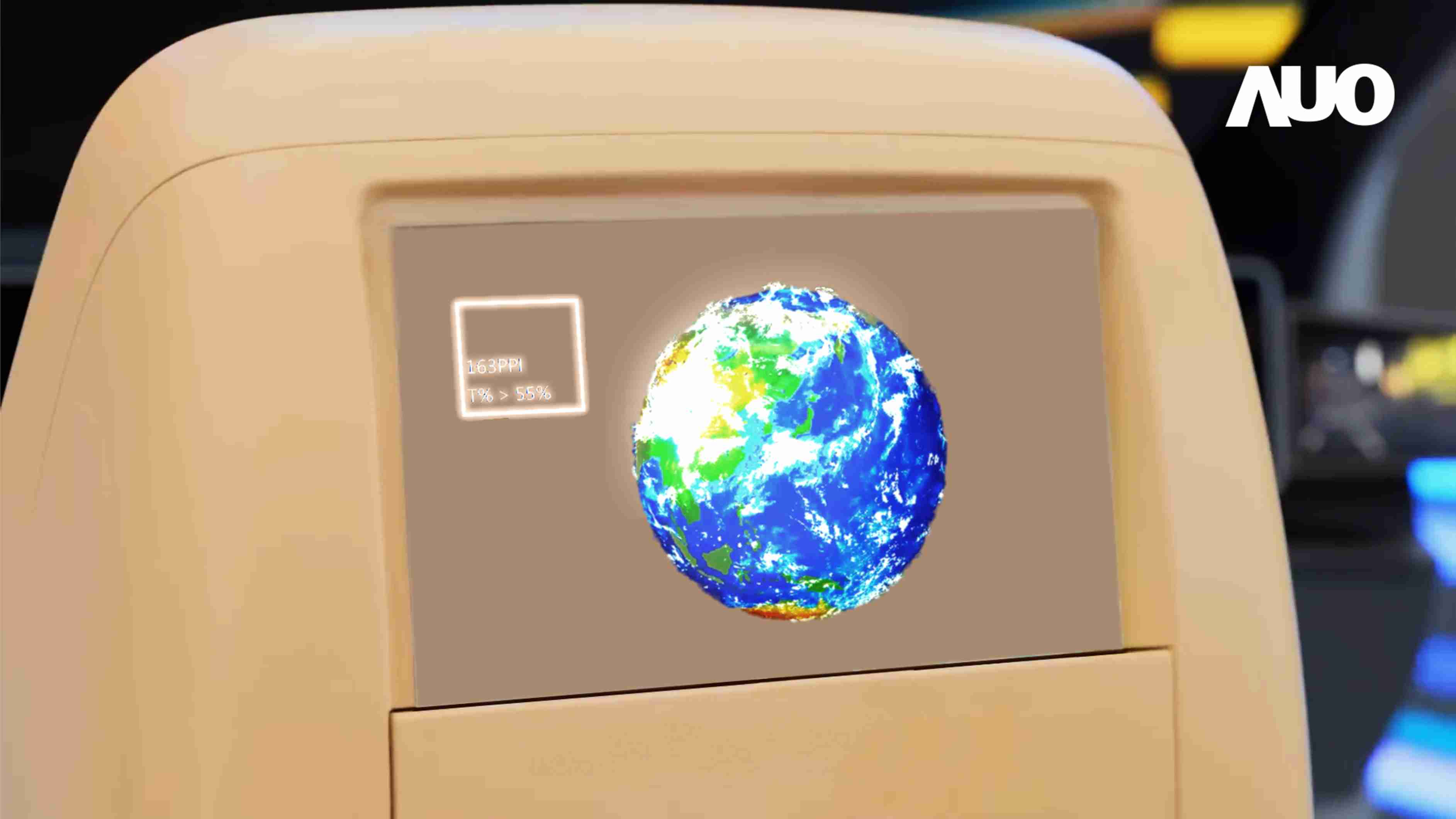 杏悦2突破设计与制程挑战，，，推出全球最高分辨率163ppi的13.5吋透明Micro LED面板，，，并积极布局智能车市场，，，，以期拓展透明显示应用的可能性